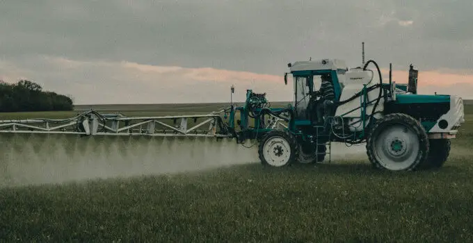 Why C14H9Cl5 Spraying Can Impact Crop Production: Death of Pollinators